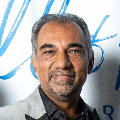 Noel S. Paul, PE MBA is an international business leader, career strategist, & public speaker with over 30 years of experience in corporate talent acquisition, executive & cross-cultural coaching, and as Executive Director of career services at Purdue University\'s Daniels School of Business. Noel brings a rare blend of strategic insights, cultural fluency, & servant leadership to his proprietary career development methodology, helping individuals navigate purposeful career paths.