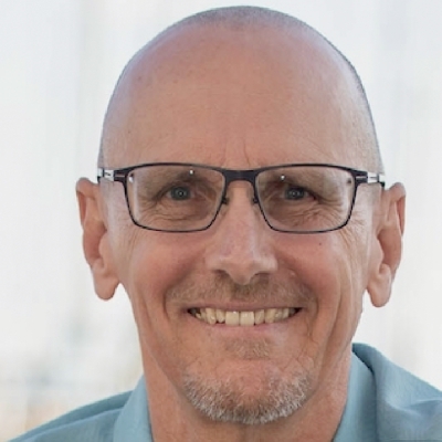 Since 1999 Peter has been supporting international business professionals along their quest to make a meaningful impact and helping them get unstuck from what is holding them back from achieving more. Peter\'s programs, coaching, and workshops have impacted 20,000+ top-tier, high-performing executives representing more than 140 countries. Peter has also held Career Services leadership roles with Hult International Business School and the Rady School of Management (University of California). His list of organizational clients includes multinational corporations, professional associations, international chambers of commerce, and MBA schools in the US, Europe, Middle East, and Asia.\r\n\r\nPeter\'s credentials includes: Certified Career Coach, Certified Transformational Mindset Facilitator, Certified Tiny Habits Coach, Certified R�sum� Analyst, and Certified Facilitator of the Dependable Strengths Articulation Process.